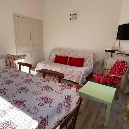 Apartment Rue Meynadier, 2 Bedrooms, Close To Everything *